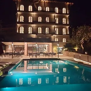 Ristorante Al Caminetto Worldhotels Crafted Adults Only **** Torri Del Benaco