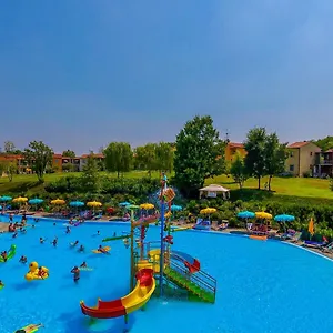 4* Resort Belvedere Village