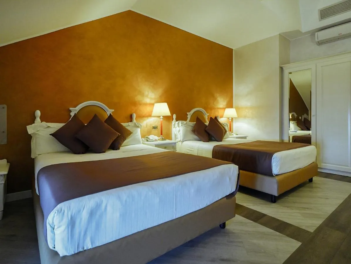 ***  Gardaland Hotel Castelnuovo del Garda Olaszország