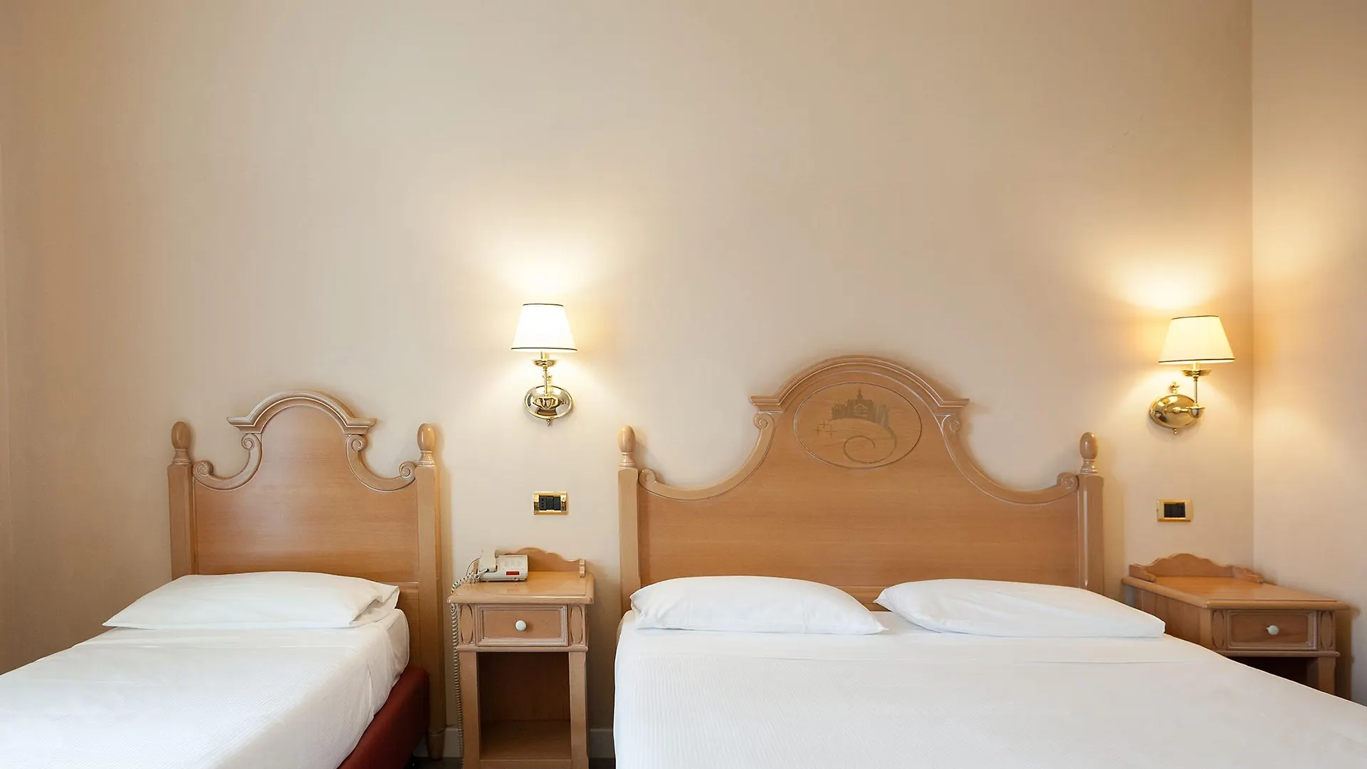 ***  Gardaland Hotel Castelnuovo del Garda Italia