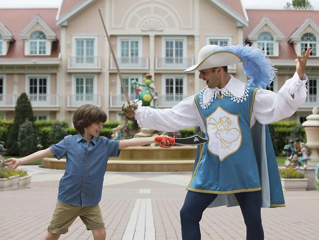 קסטלנואובו דל גארדה Gardaland Hotel 3*, קסטלנואובו דל גארדה