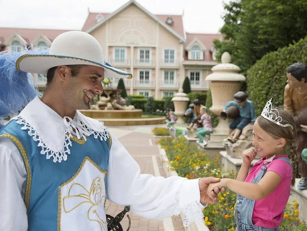 קסטלנואובו דל גארדה Gardaland Hotel