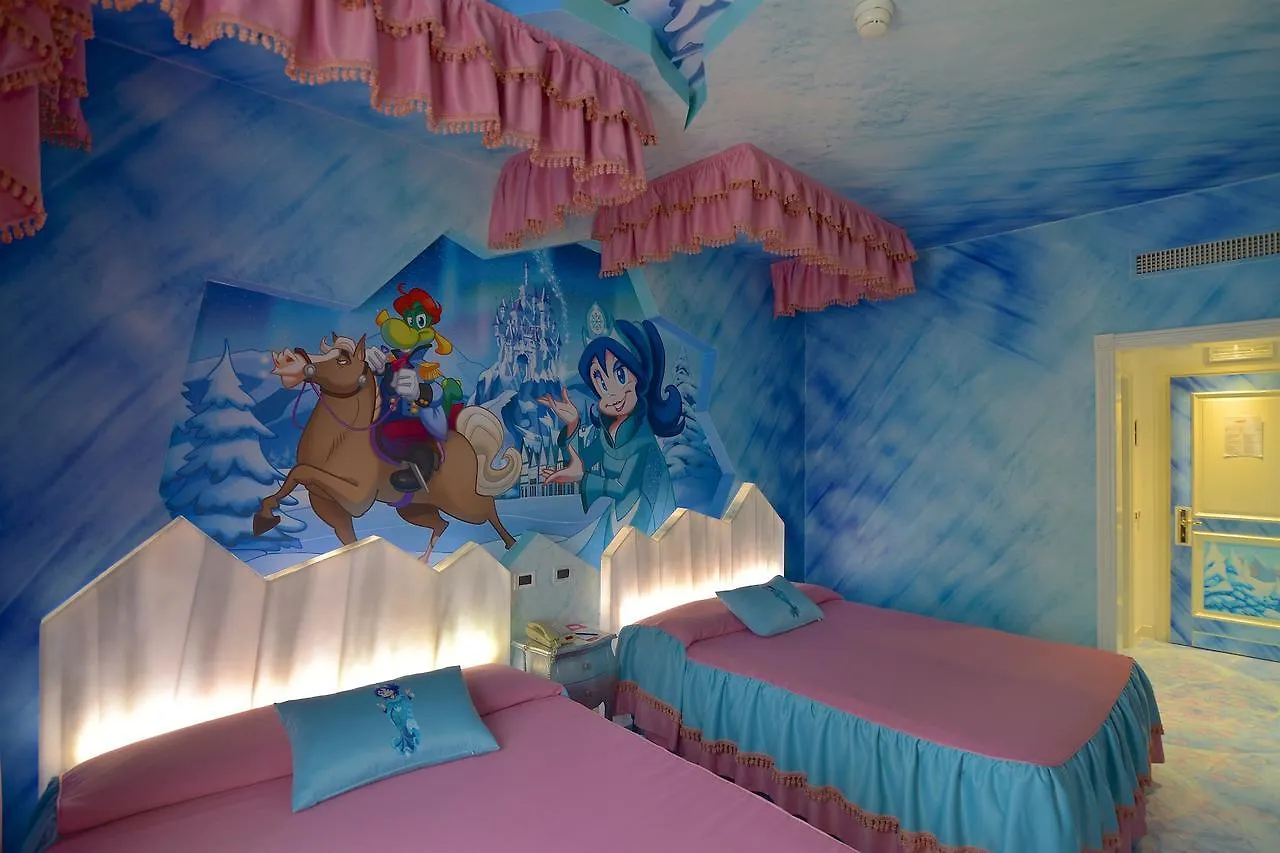 קסטלנואובו דל גארדה Gardaland Hotel 3*, קסטלנואובו דל גארדה איטליה