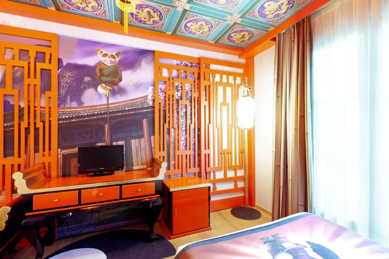 קסטלנואובו דל גארדה Gardaland Hotel 3*, קסטלנואובו דל גארדה איטליה